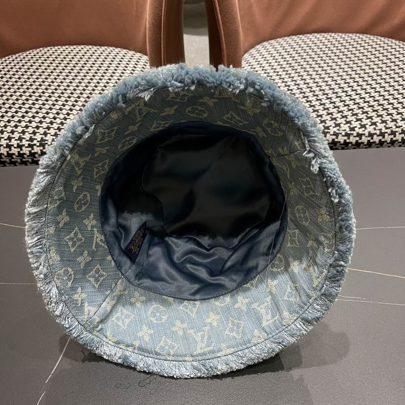 LV Hat (218)