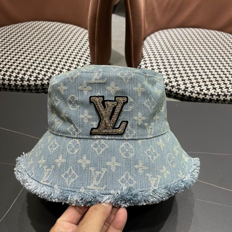 LV Hat (220)