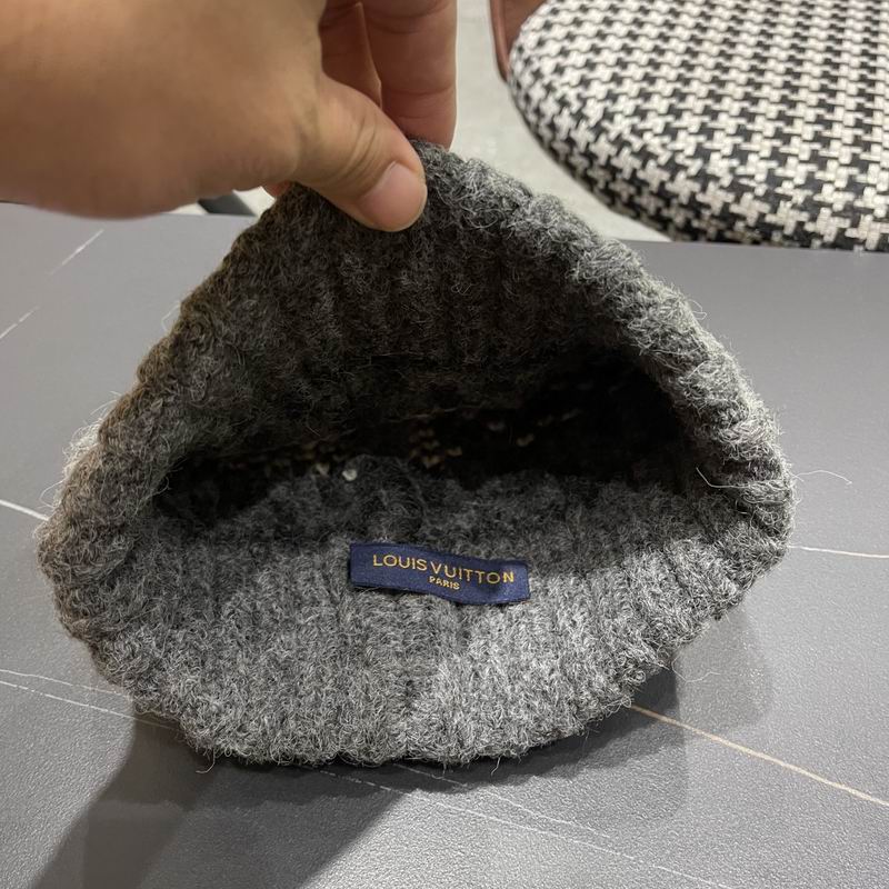 LV Hat (594)