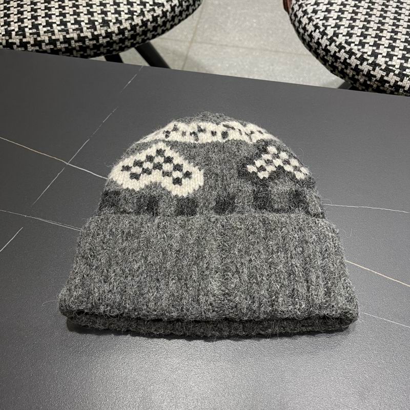 LV Hat (598)