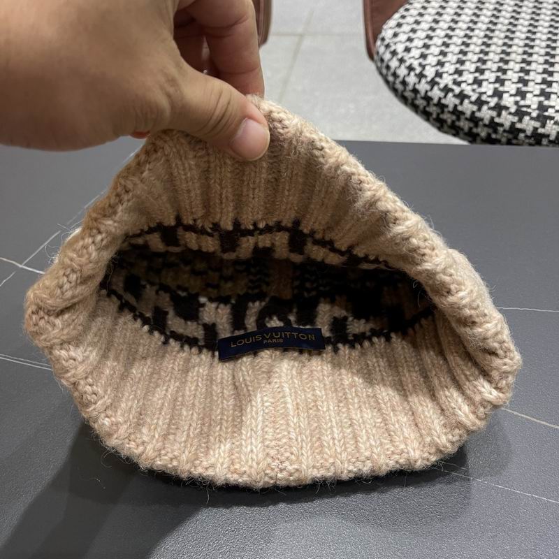 LV Hat (607)