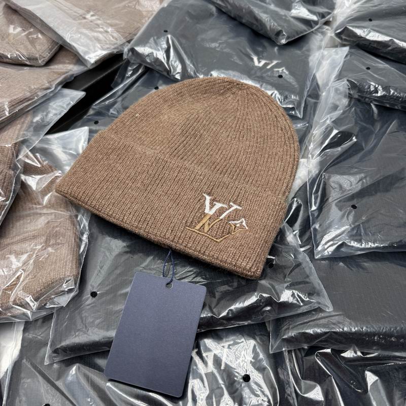 LV Hat dx (1485)
