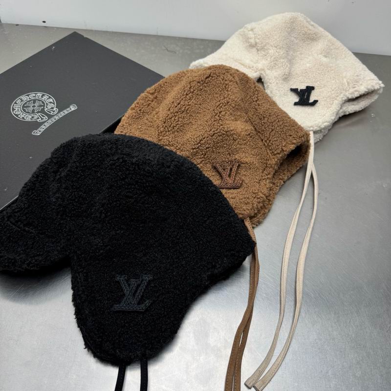 LV Hat dx (1540)