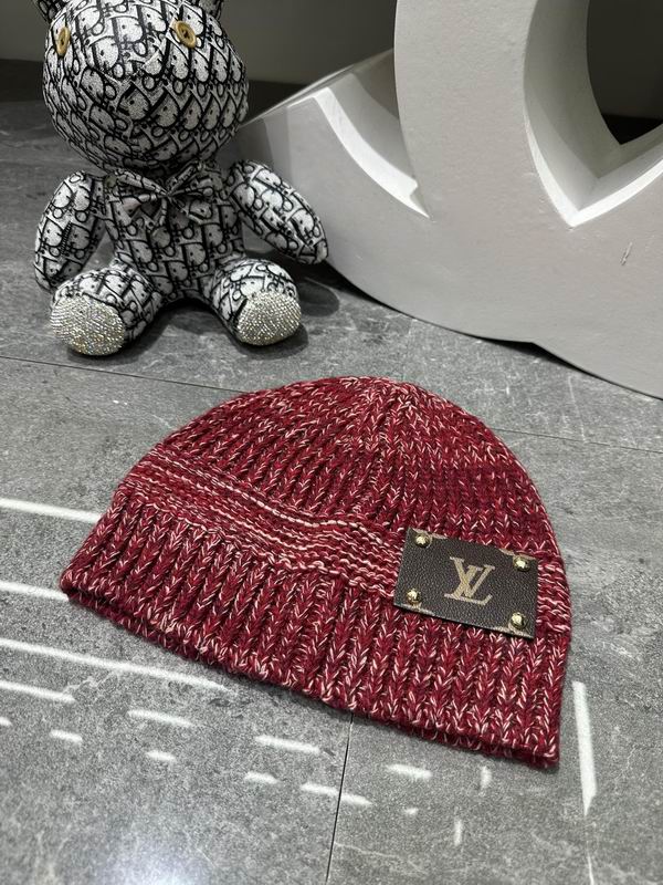 LV Hat dx (1571)