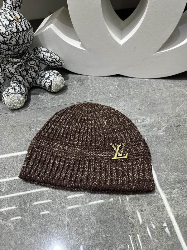 LV Hat dx (1603)