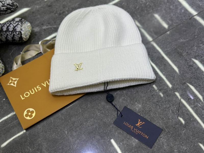 LV Hat dx (2949)