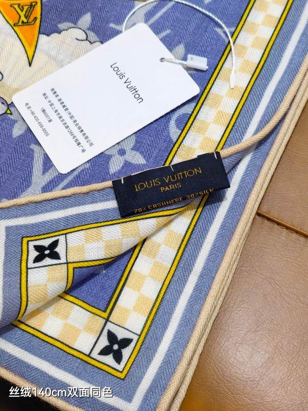 LV Scarf 140X140cm 70%羊绒30%真丝 E01 (20)