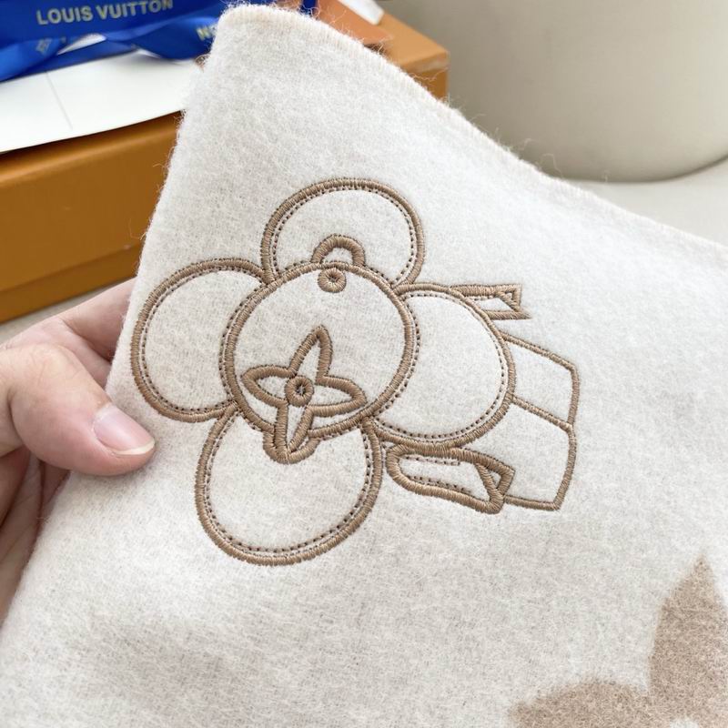 LV Scarf 191X46cm E10 (29)