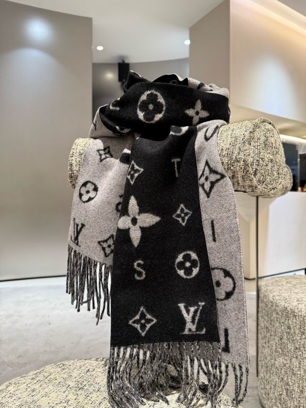 LV Scarf 220X40cm 100%山羊绒 E05 (2)