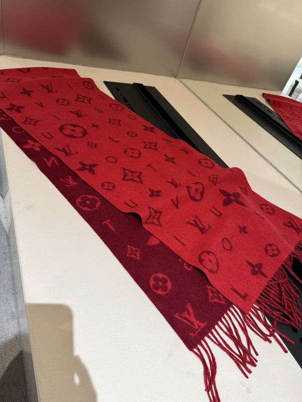 LV Scarf 220X40cm 100%山羊绒 E06 (2)