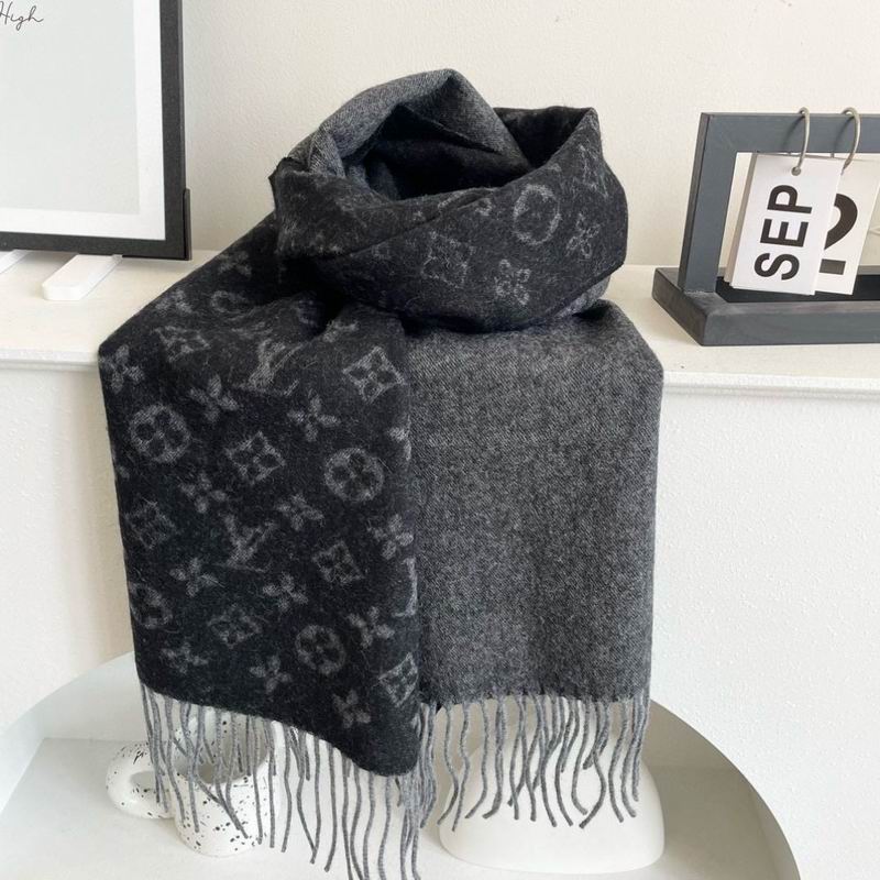 LV Scarf 30X180cm E19 (3)