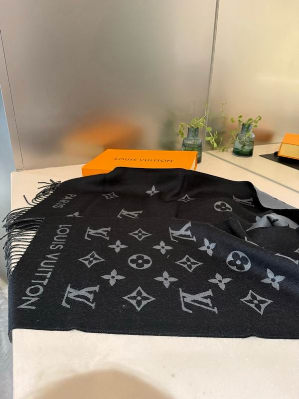 LV Scarf 35X185cm E39 (12)