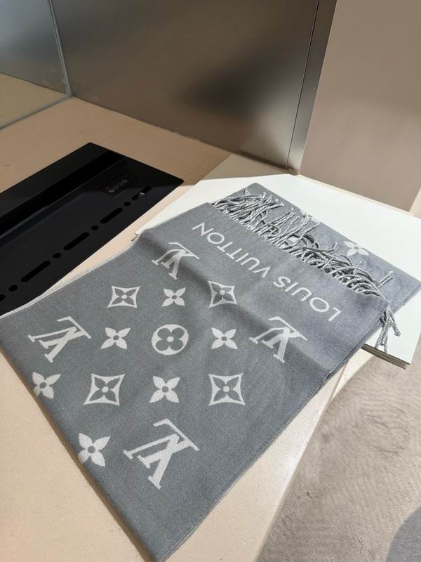 LV Scarf 35X185cm E39 (25)