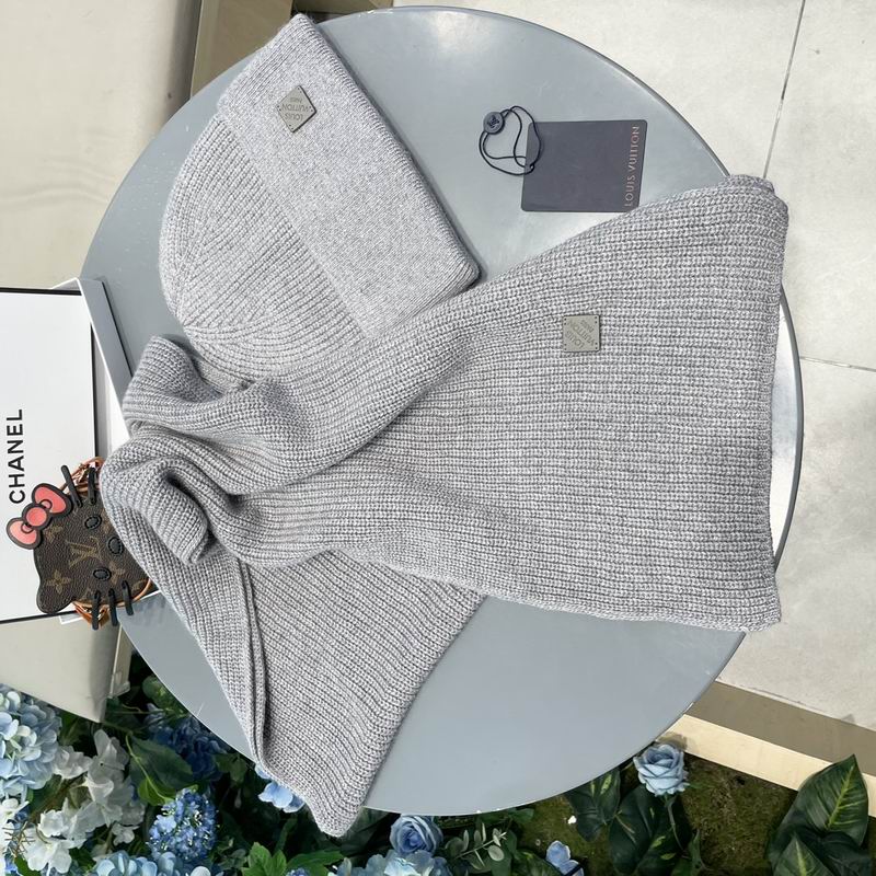LV Scarf Hat (26)