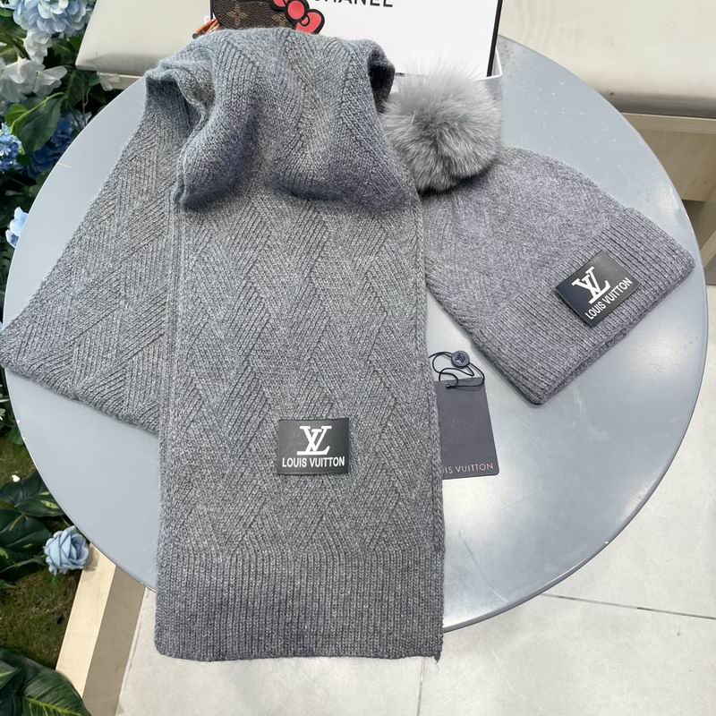 LV Scarf Hat (35)