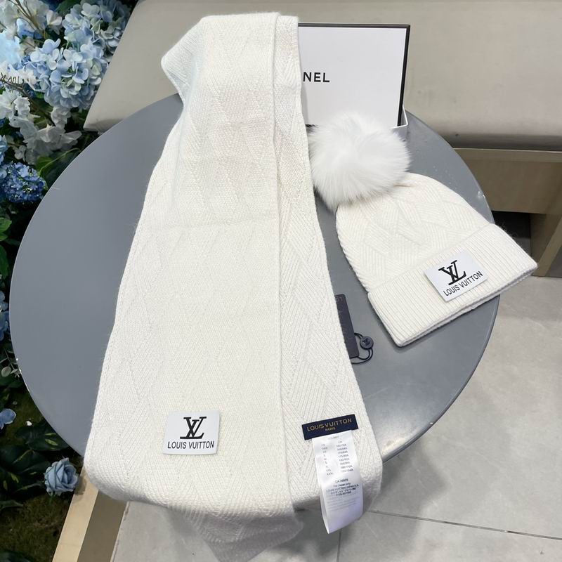 LV Scarf Hat (56)