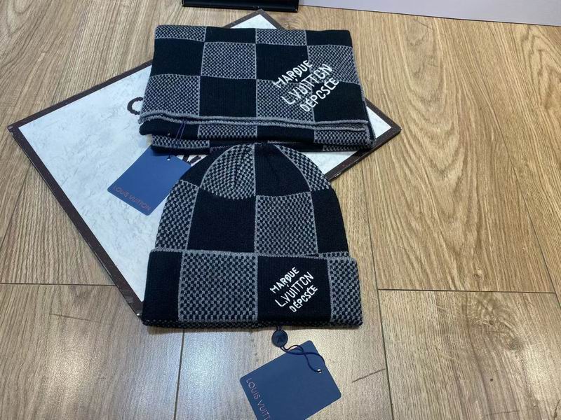 LV Scarf Hat (92)