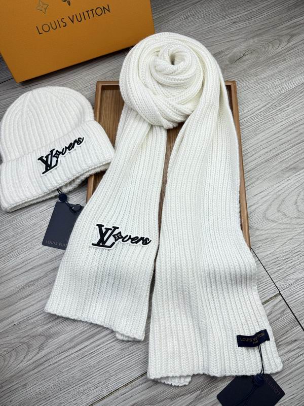 LV Scarf Hat E (1644)