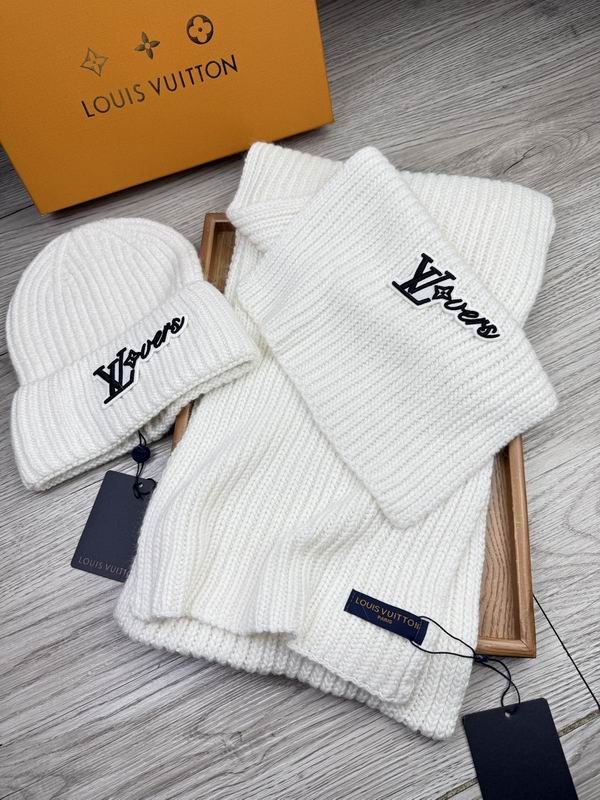 LV Scarf Hat E (1646)