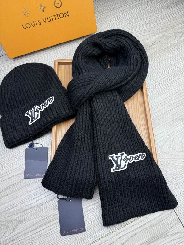 LV Scarf Hat E (1651)