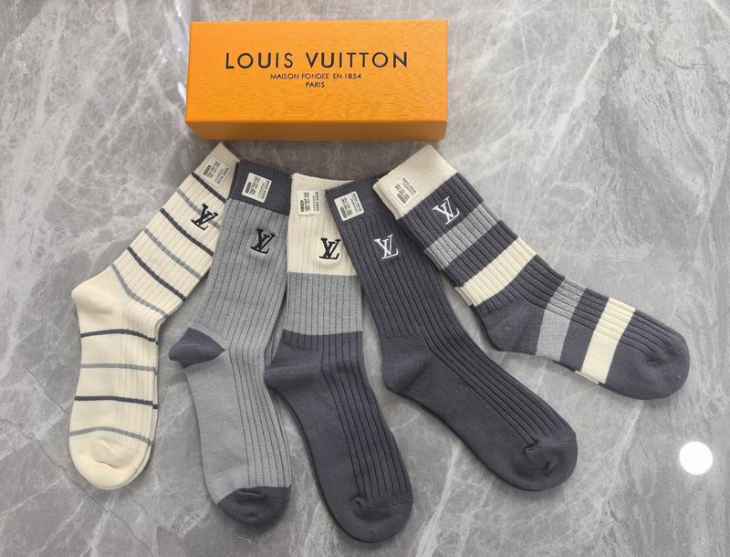 LV Socks (10)