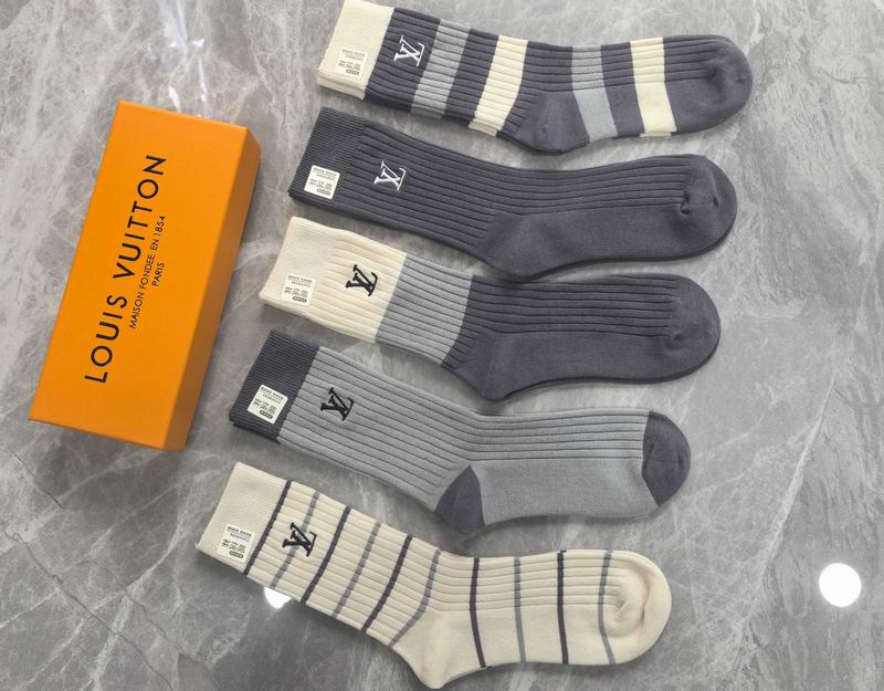 LV Socks (11)
