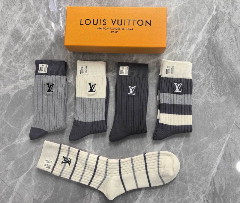 LV Socks (14)