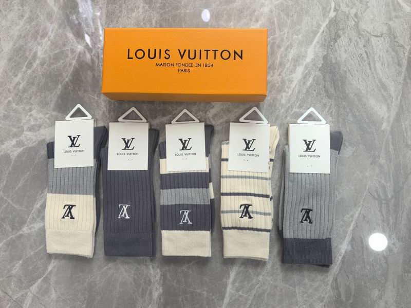 LV Socks (7)