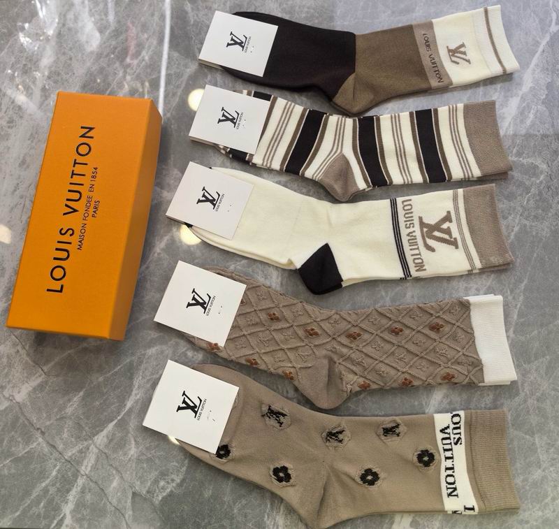 LV Socks QY(8)