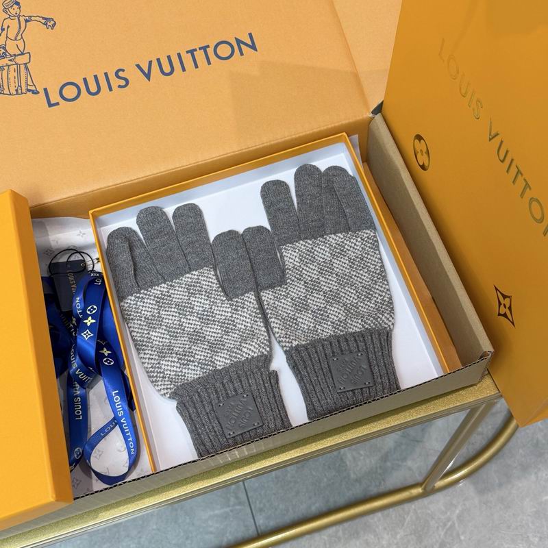 LV gloves  52 (6)