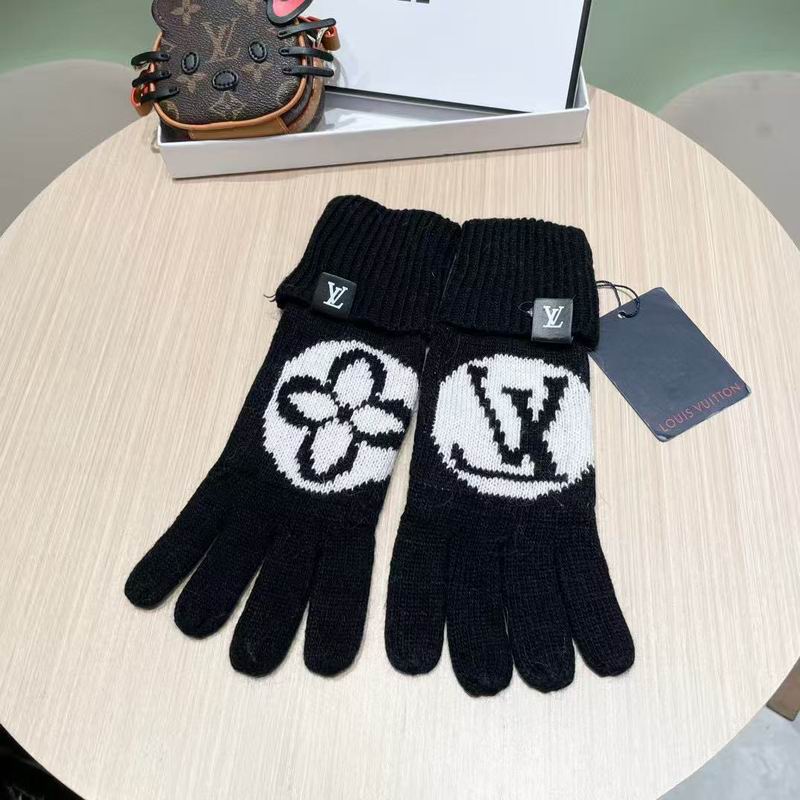 LV gloves 19 (10)