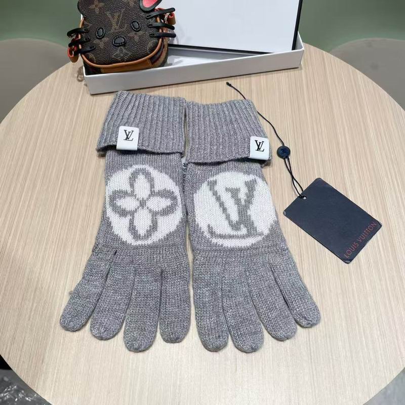 LV gloves 19 (2)