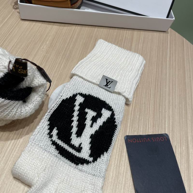 LV gloves 19 (25)
