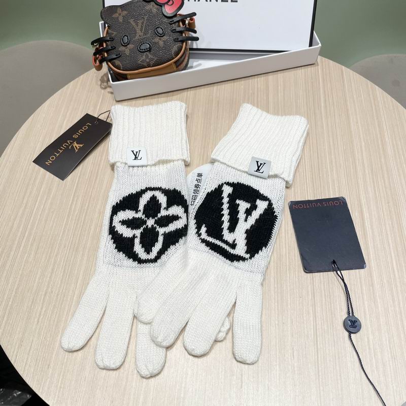 LV gloves 19 (27)