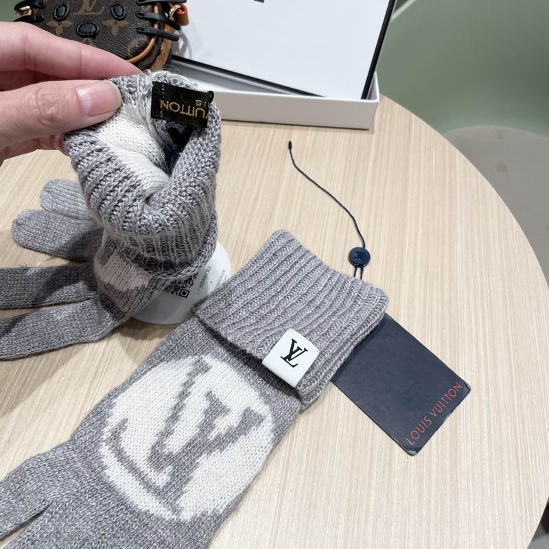 LV gloves 19 (7)