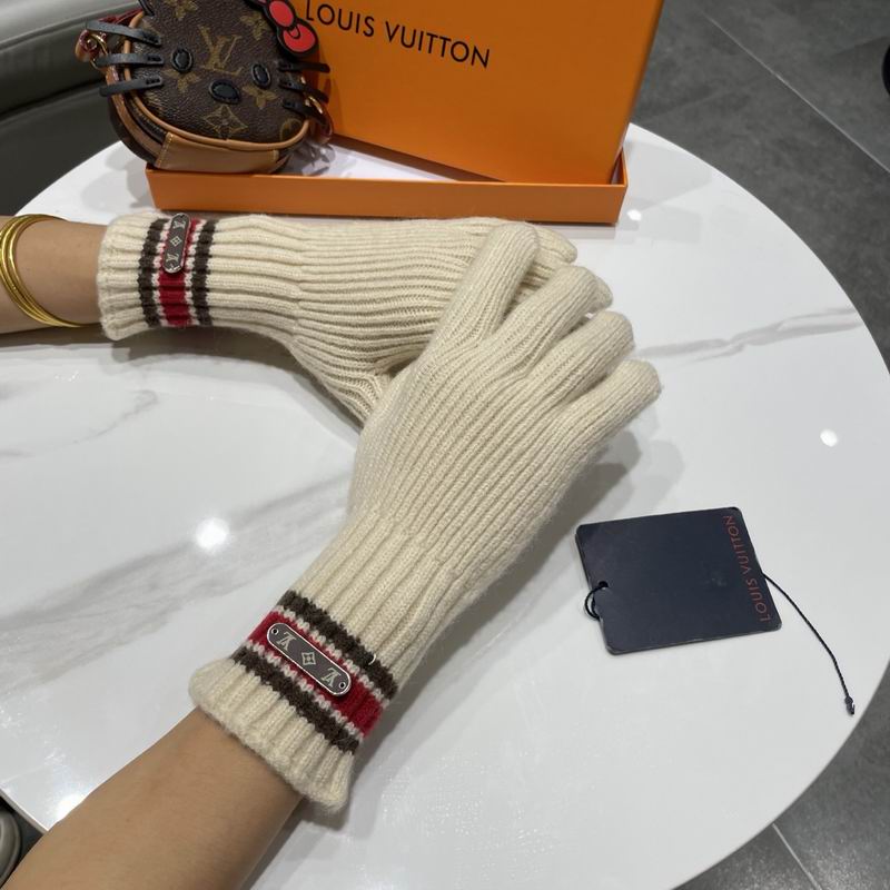 LV gloves 44 (10)