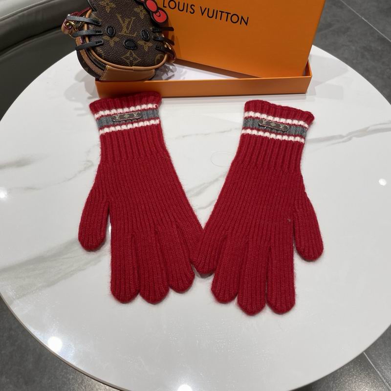 LV gloves 44 (9)