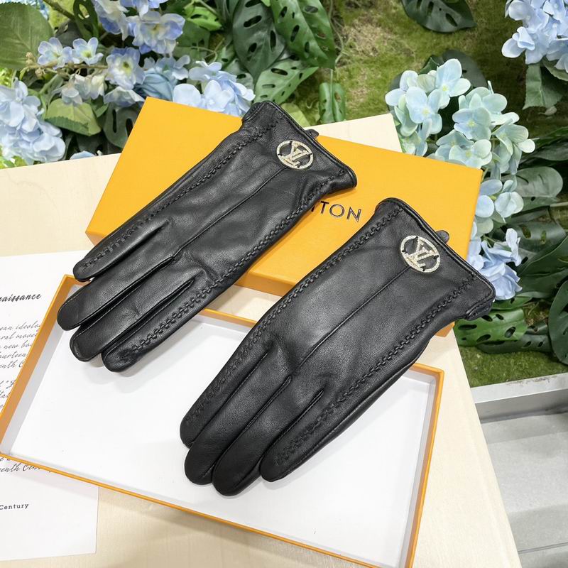 LV gloves 45 (4)