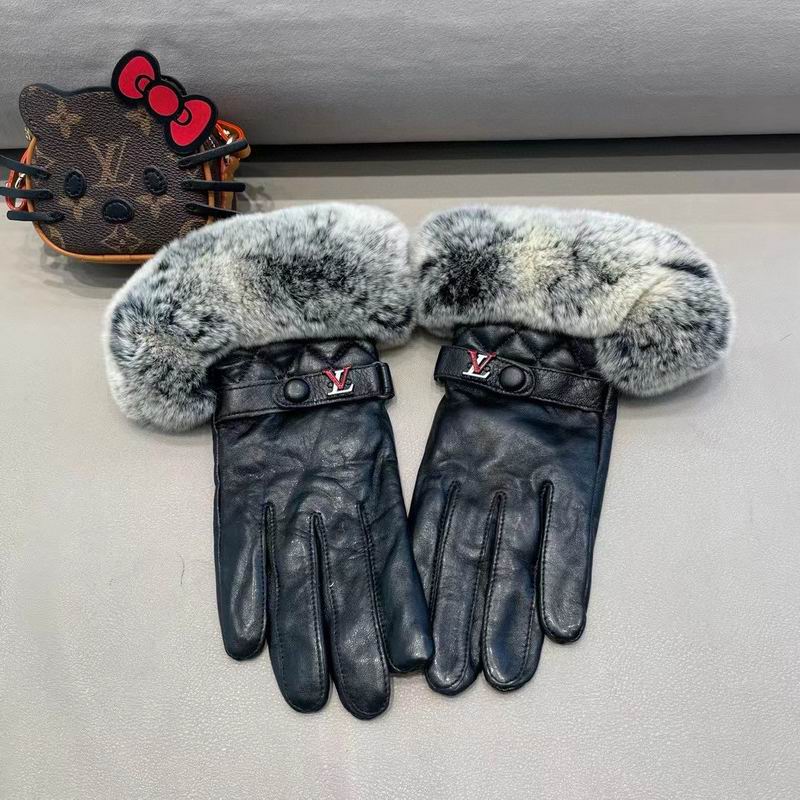 LV gloves M L 15 (1)