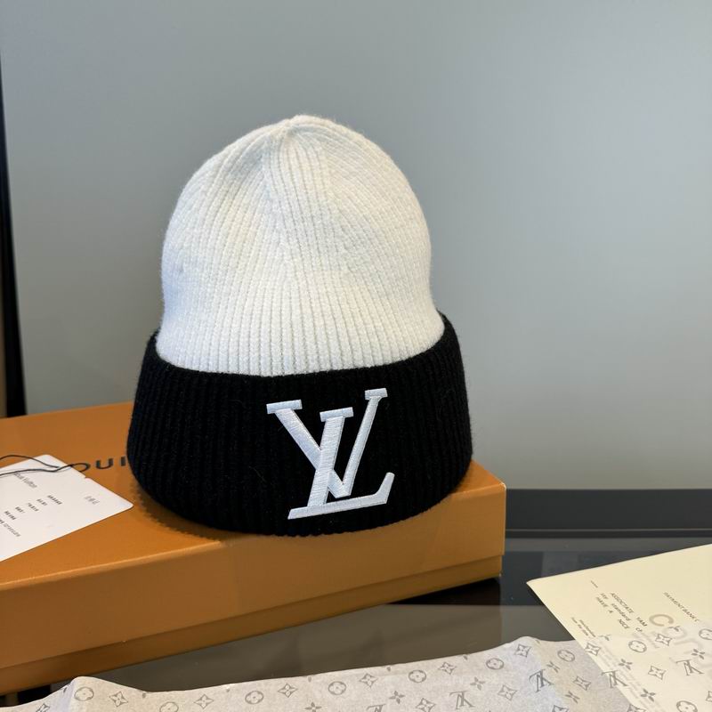 LV hat (1142)