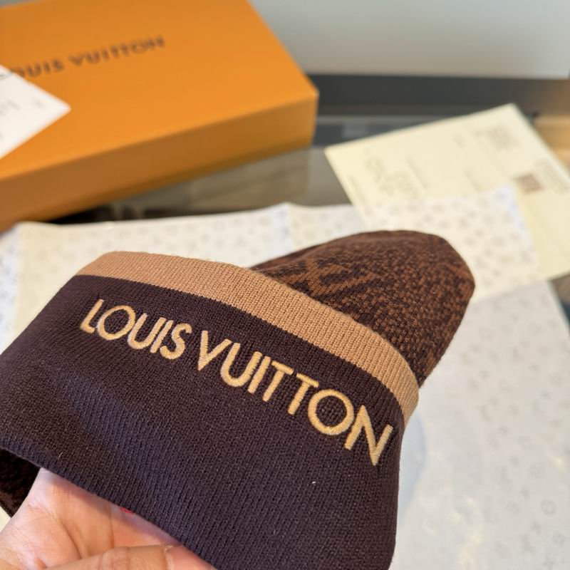 LV hat (1153)
