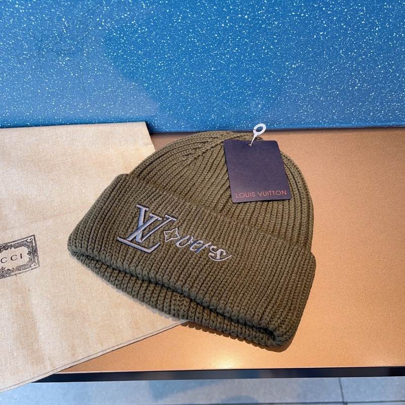 LV hat (1374)