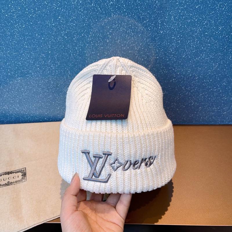 LV hat (1409)