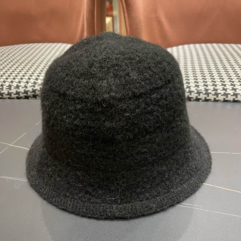 LV hat (262)