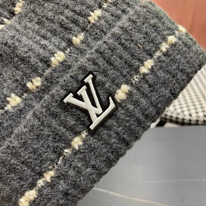 LV hat (301)