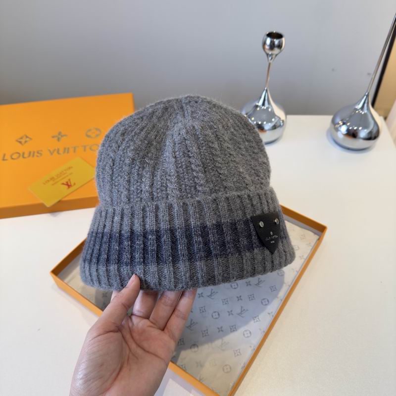 LV hat (302)