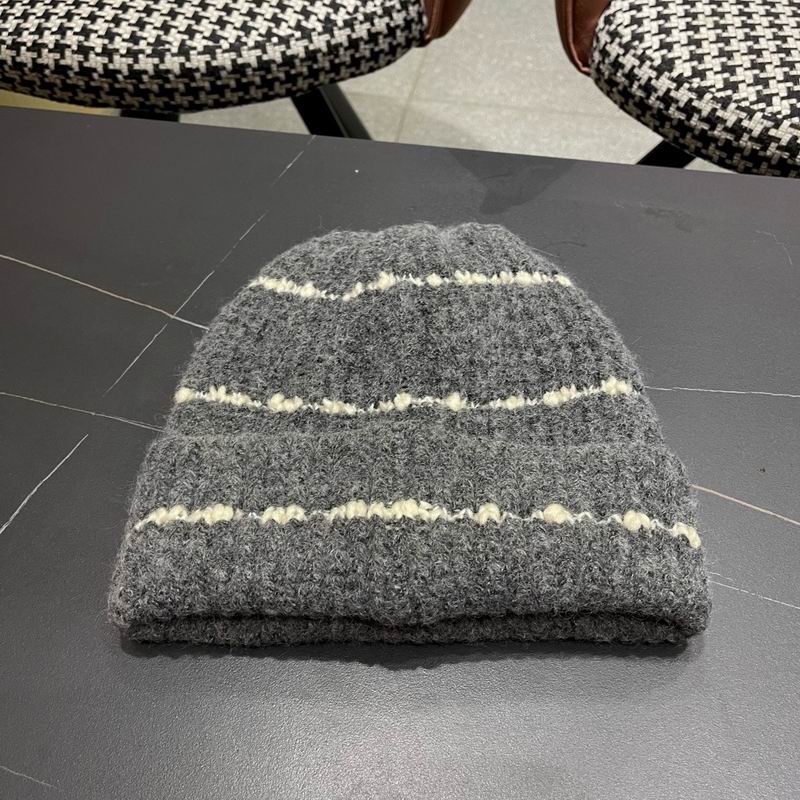 LV hat (303)