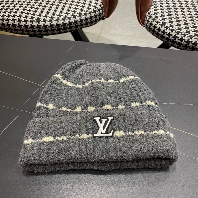 LV hat (309)