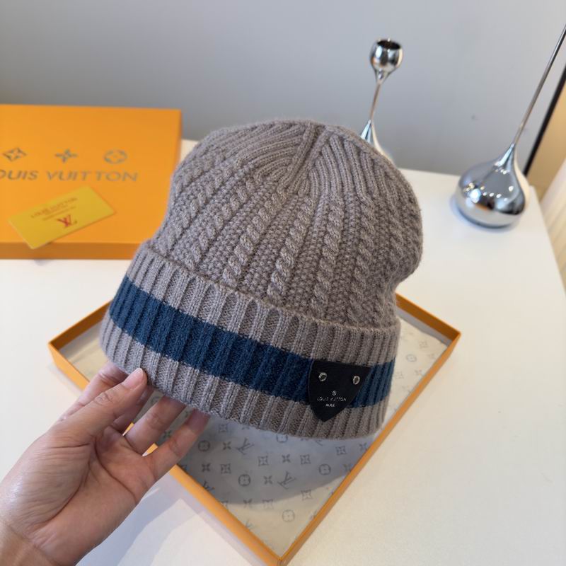LV hat (310)