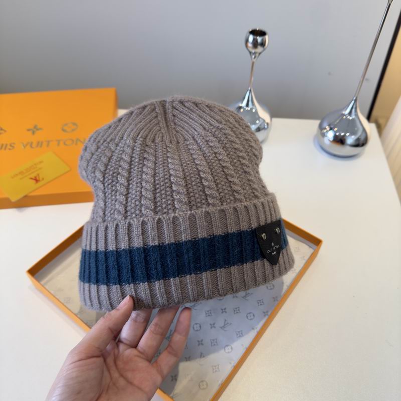 LV hat (311)